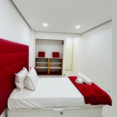 Rooms In Lisbon 3 Min From Metro Bela Vista Екстер'єр фото