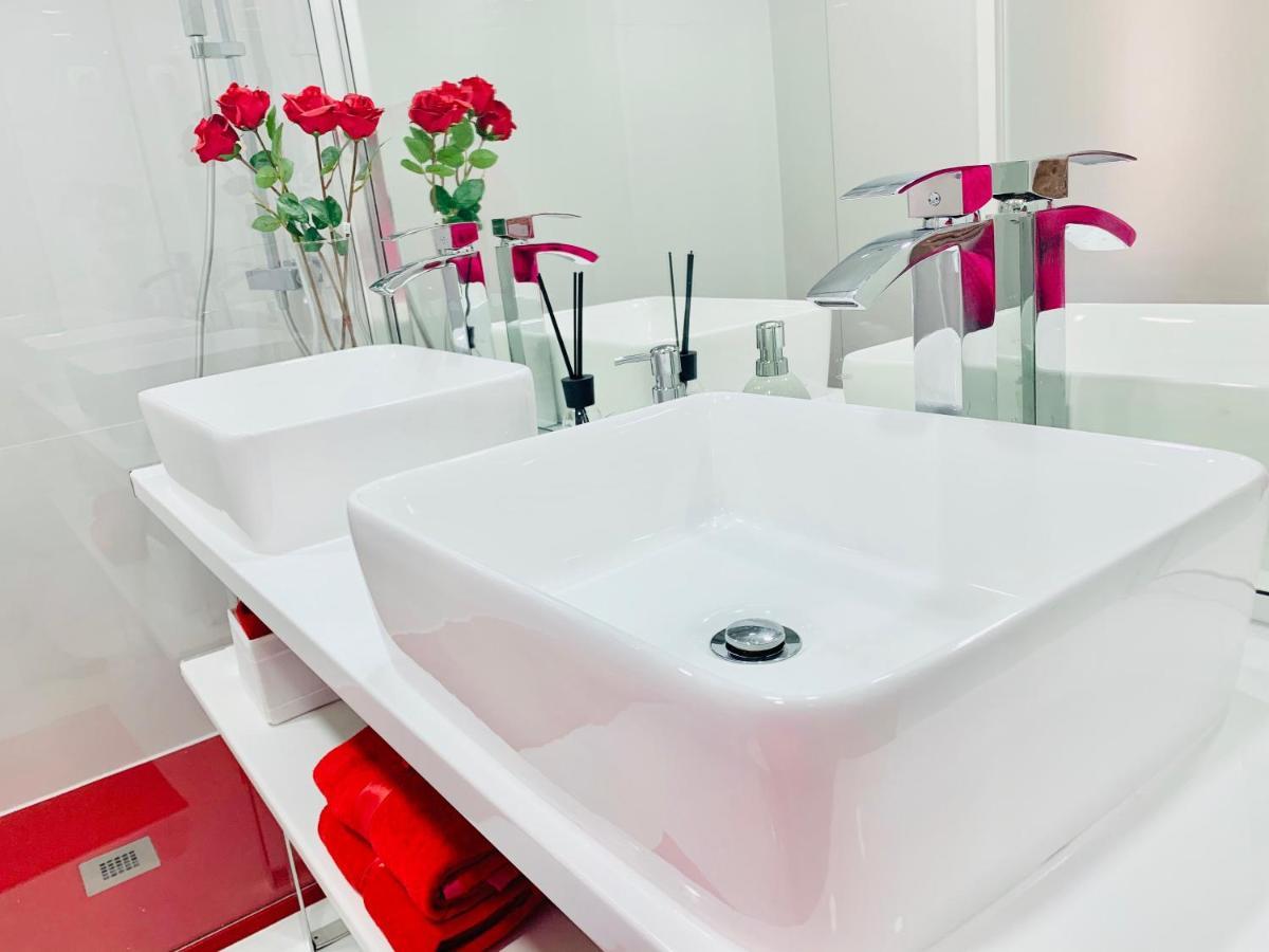 Rooms In Lisbon 3 Min From Metro Bela Vista Екстер'єр фото