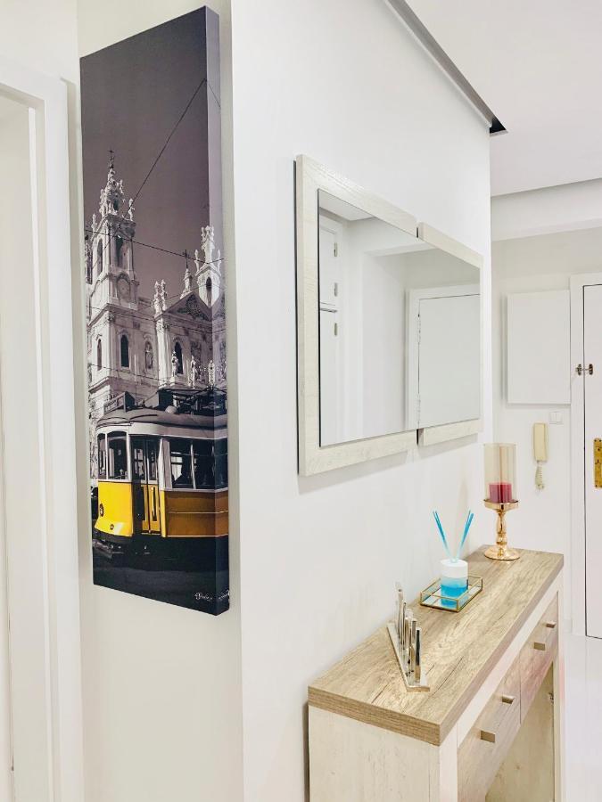 Rooms In Lisbon 3 Min From Metro Bela Vista Екстер'єр фото